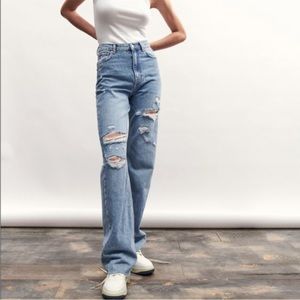Zara The 90s Full Length Distressed Wide Straight Leg Bloggers Fav High rise